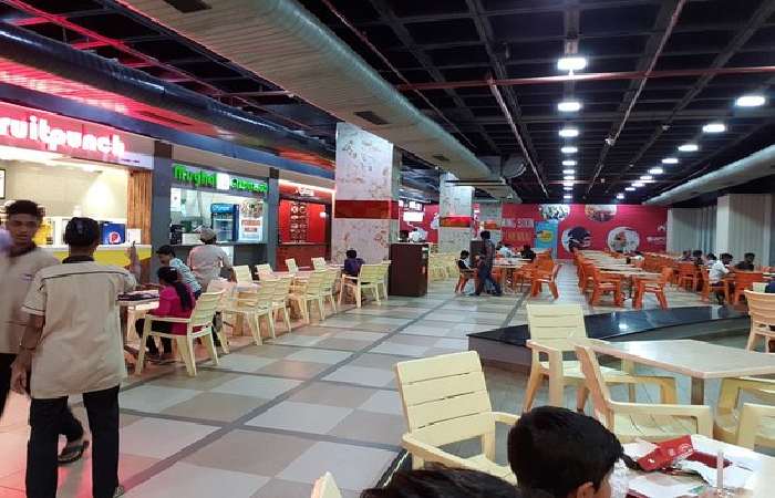 Express Avenue Chennai Mall - Shops, Restaurants, Play Zone